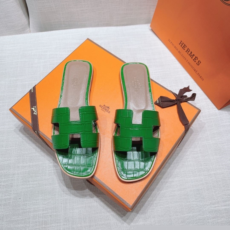 H**mes slippers